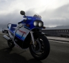 Suzuki GSX R750